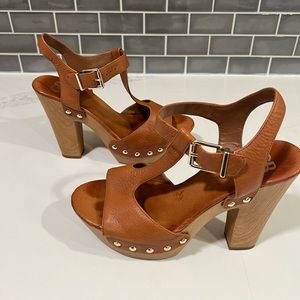 Gianni Bini Women’s Leather Sandals